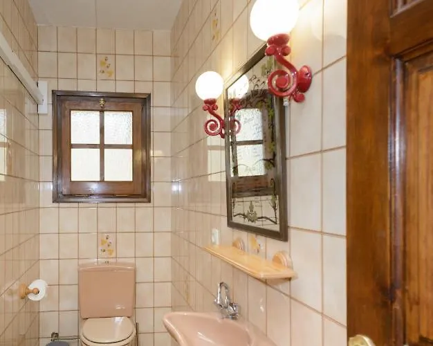 Casa Fluvia Willa