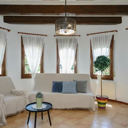 Casa Fluvia *
