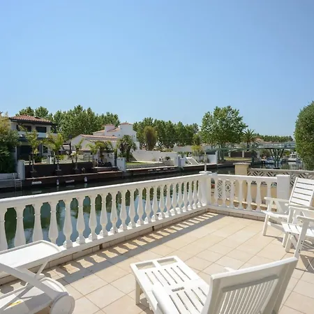 Casa Fluvia Empuriabrava