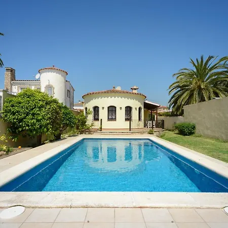 Casa Fluvia Villa *